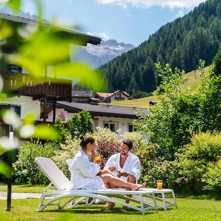 Hotel apartamentowy Antares Selva di Val Gardena
