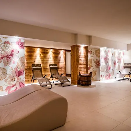 Antares Hotel apartamentowy