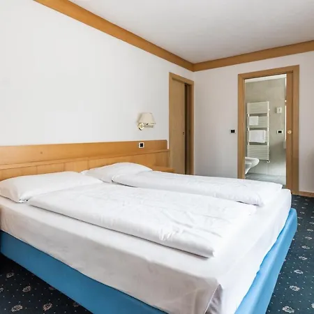 Hotel apartamentowy Antares
