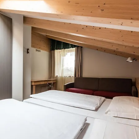 Antares Hotel apartamentowy