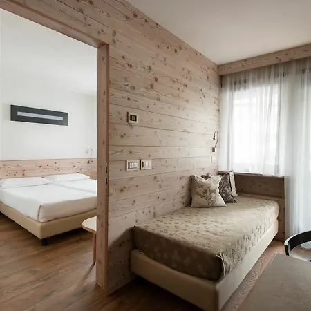 Antares Hotel apartamentowy