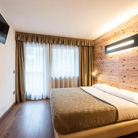 Aparthotel Antares Sëlva