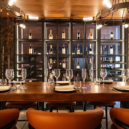 Antares Aparthotel